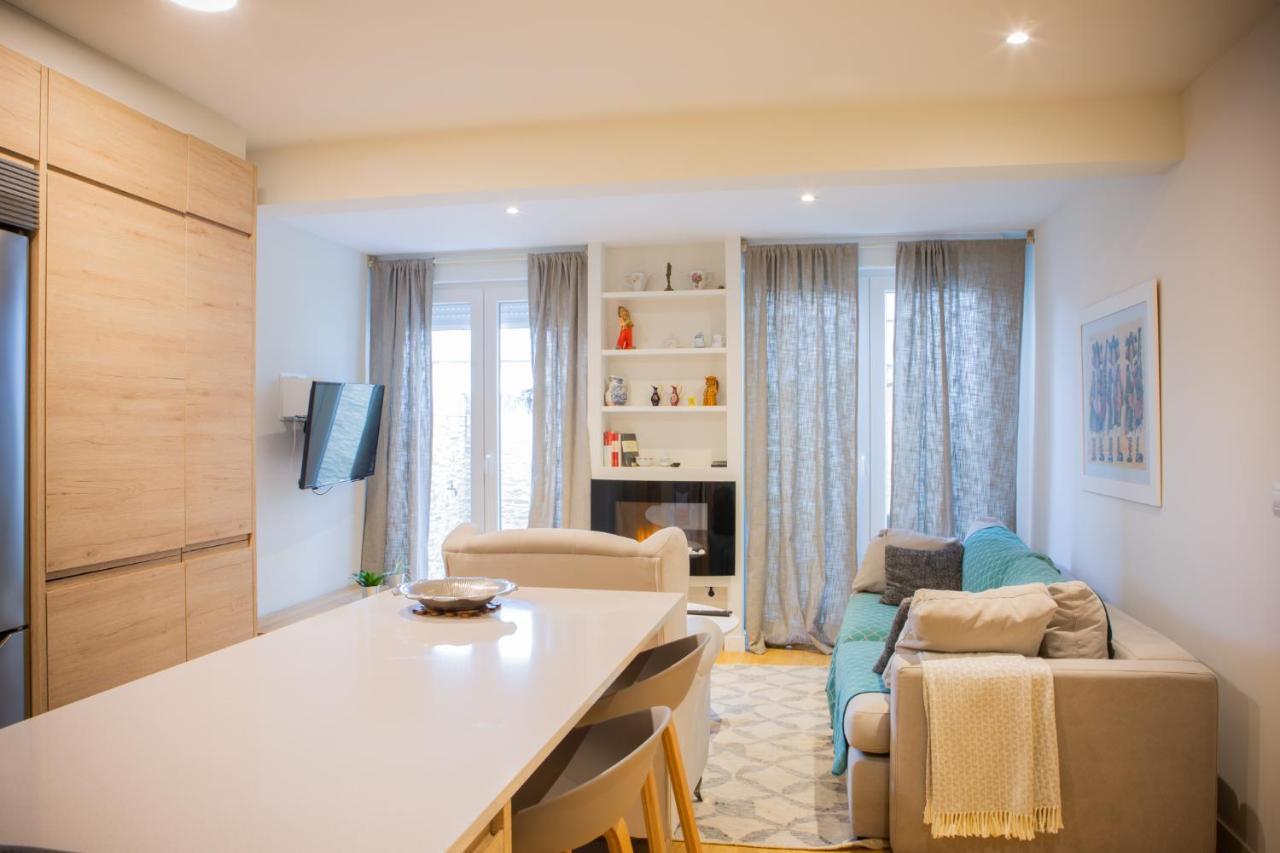 Piso Centrico En Mino Apartment Bagian luar foto